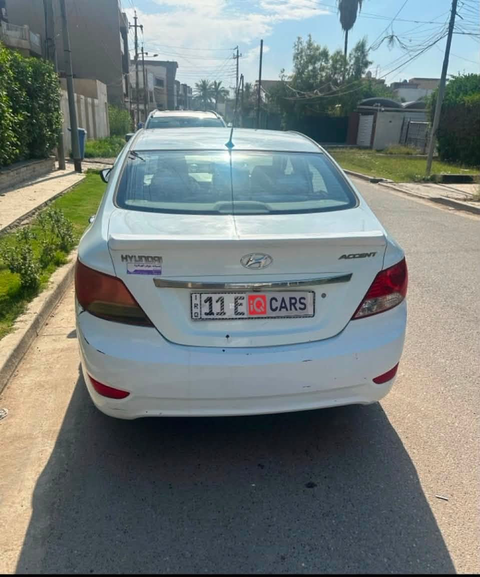 اكسنت خليجي ٢٠١٣
بدون صبغ
كير محرك مكفول ما مفتوح
ماشيه ١٦٥ كيلو
مكان بغداد 
سعر ٩٧ ورقة
***********
