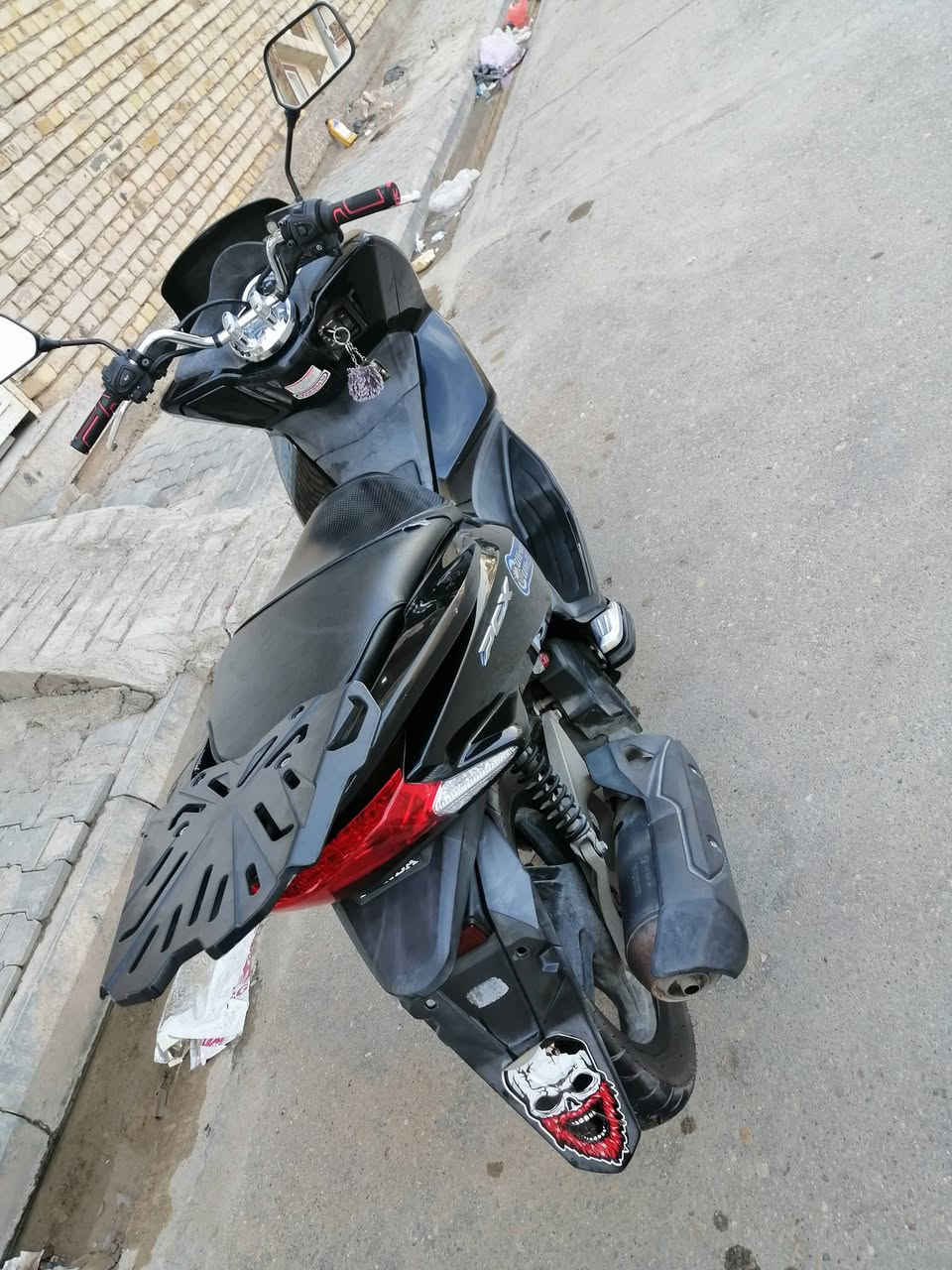 السلام عليكم
دراجة للبيع PCX الجيل الثاني
لتواصل ***********
