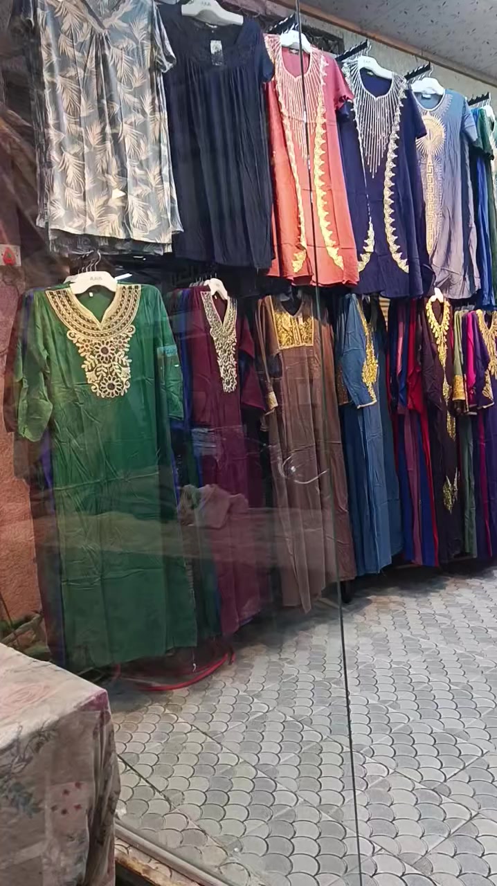 على بركة الله تم افتتاح ازياء بيلا للملابس النسائيه العنوان المسيب السوق الكبير نهاية شارع زين العابدين ومقابل يحيى التميمي .صفحه جديده نبدئها معكم .قوتك تبدأ من اختيارك
متواجدين لحد الساعه 12ليلا
لاستفسار 
مراسلة الصفحه او الاتصال على الرقم 
***********
