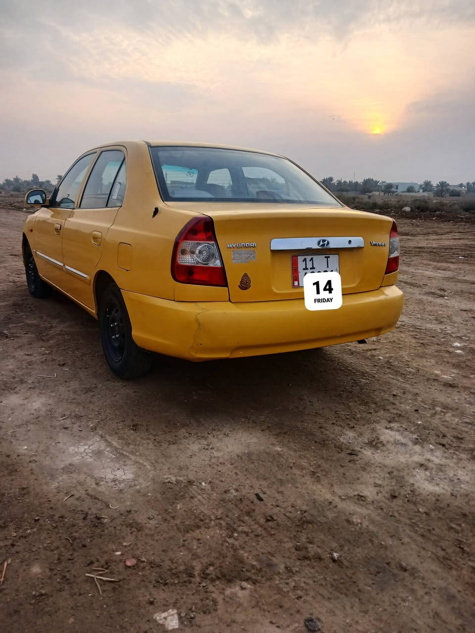 السلام وعليكم فيرنه 14 باسمي جاهزه من كلشي مامعيوده بلاديه مكينه جديده تبريد جديد تخم تاير صدر جديد بيه طخه بخشم البنيد زغيره السعر ٧٥ويه مجال بغداد زعفرانيه ***********
