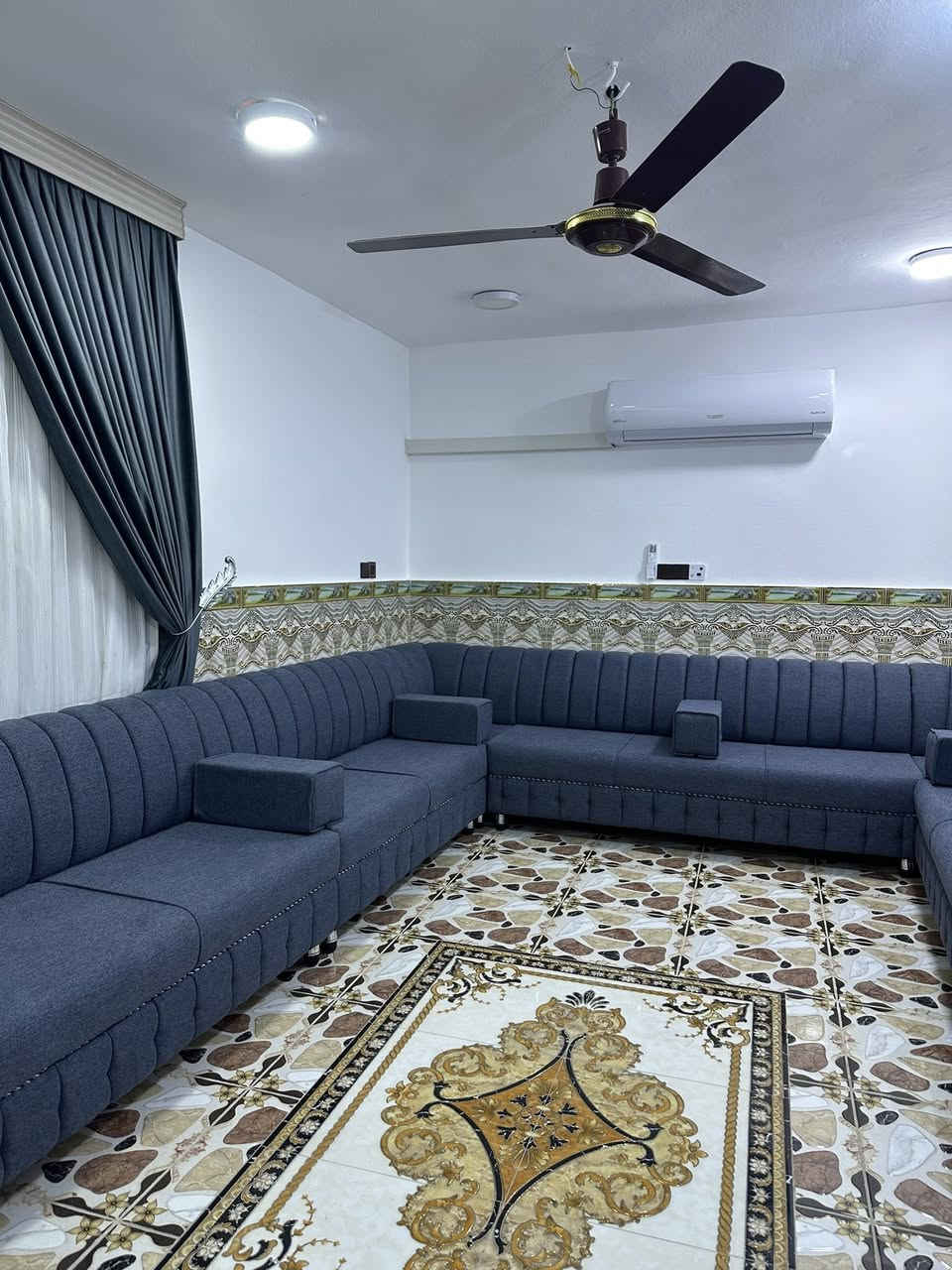 معمل جوهرة القائم للأثاث 👍

#تم تسليم ديوان فراس خضر المحلاوي   ❤️

#بالخير عليكم ان شاء الله 👍❤️
باداره 
علاء ال غازي ‭ ‭+٩٦٤ ٧٨٢ ٩٢٣ ٤٢٠٠‬
 سليمان ال غازي ***********
