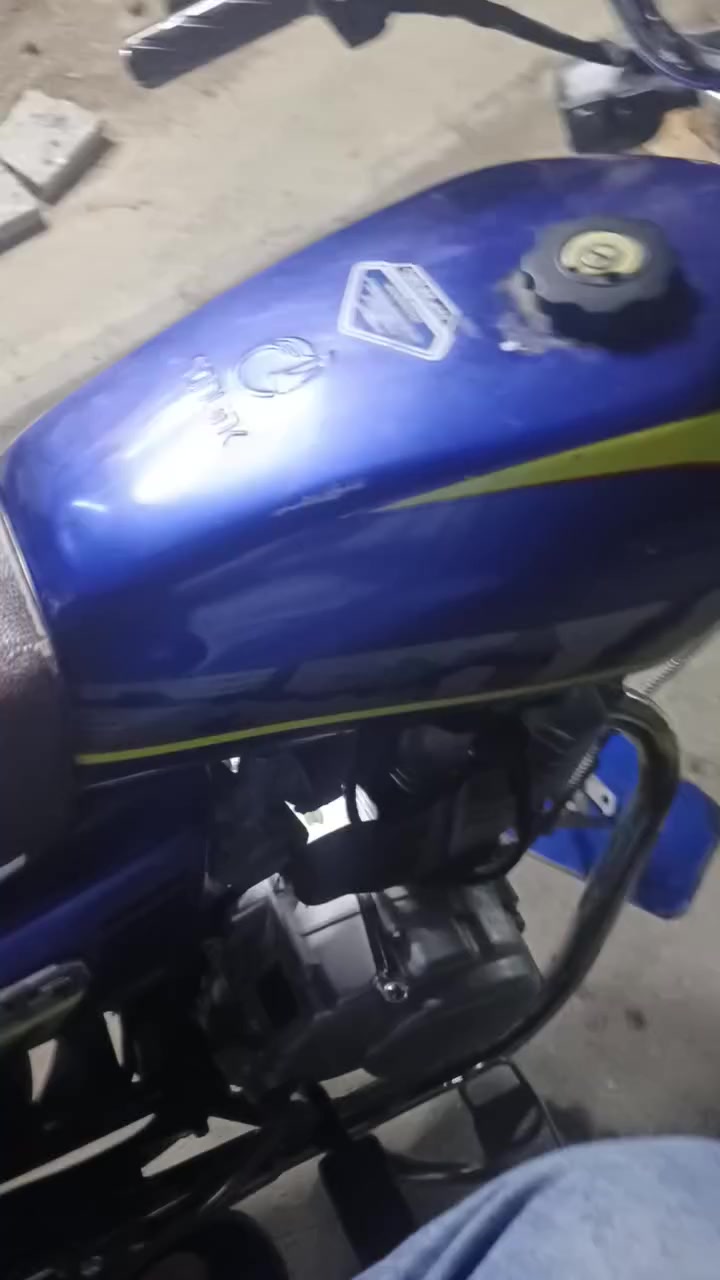 سلام عليكم دراجه كير لبيع دراجه تايكر مديل 24 مكينه ما ملعوب بيه دراجه خير من الله اوراقه ضايعه بلبيت اكفله سرقه وعشاير مكاني سماوه قرب مستشفى لولاده سعر 450 وبيها مجال حك جيه ‏‪***********‬‏ كهرباياته كله شغاله
