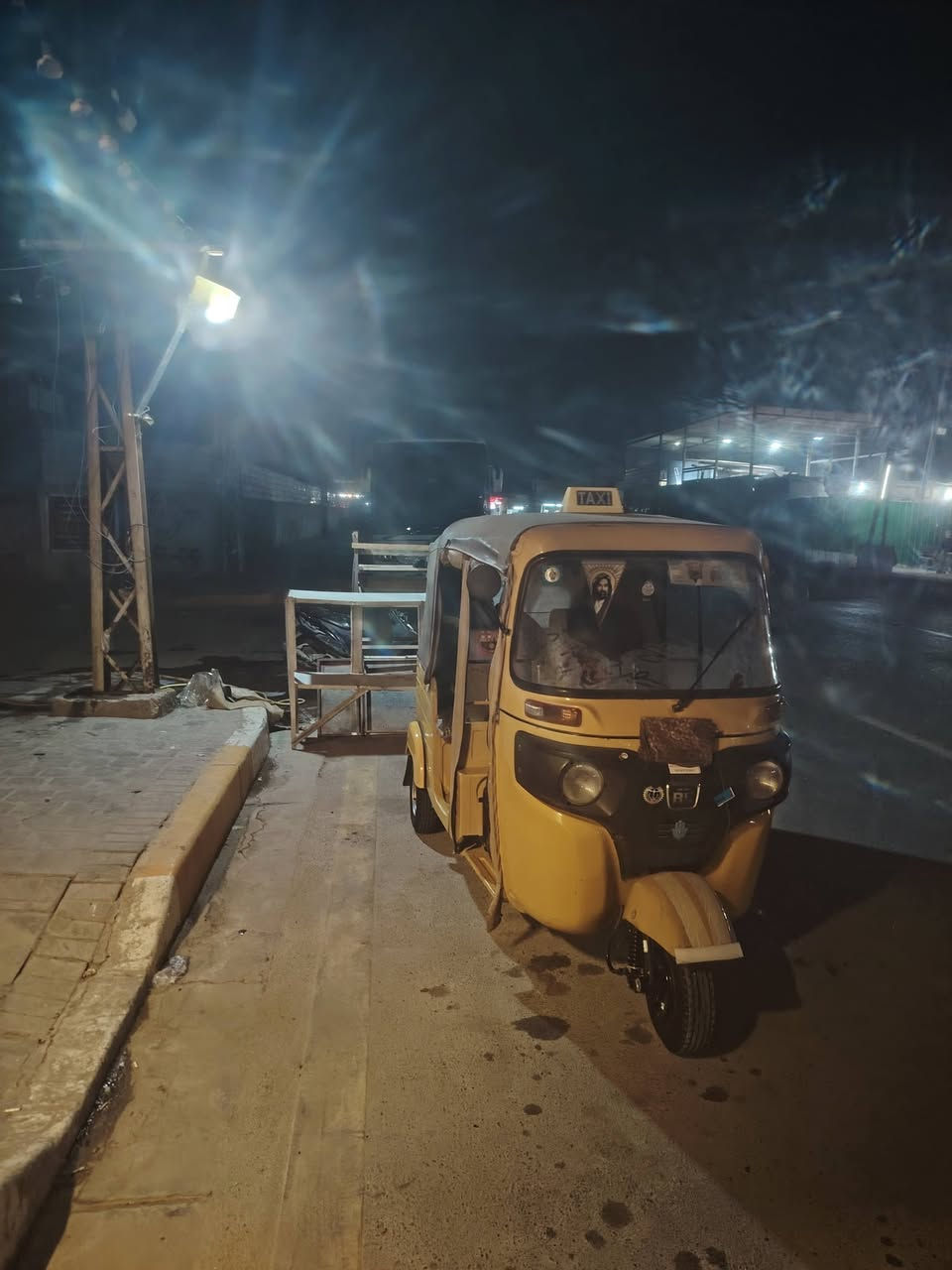 سلام عليكم تكتك مديل 19 تكتك نضيفه كدام عينك حبيبي تجي شوفها حلا من صور مكاني بغداد رقمي *********** سعر خاص
