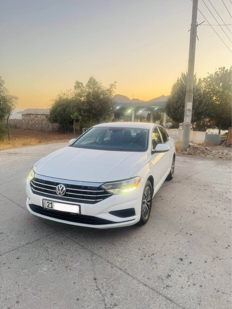 jetta 2021  سپی بەفری

سەیارەیە نمونەیە لە جوانی و پاکی
هەموو شتێکی وەک شەریکە ماوە
مواصفات ئەمریکیە 
یەک پارچەی بۆیاغە بێ ناو
ئێرباگ بەس سوکان تەقیوە و بیلادی بۆ دانراوەتەوە

سەیارەکە هەموو شتێکی بەشەرتە 
سەنەوی و ڕەقەم و هەزەی تازەیە

0770-174-3005
0750-343-1377
————————-
شوێن: ڕانیە رانية, السليمانية
