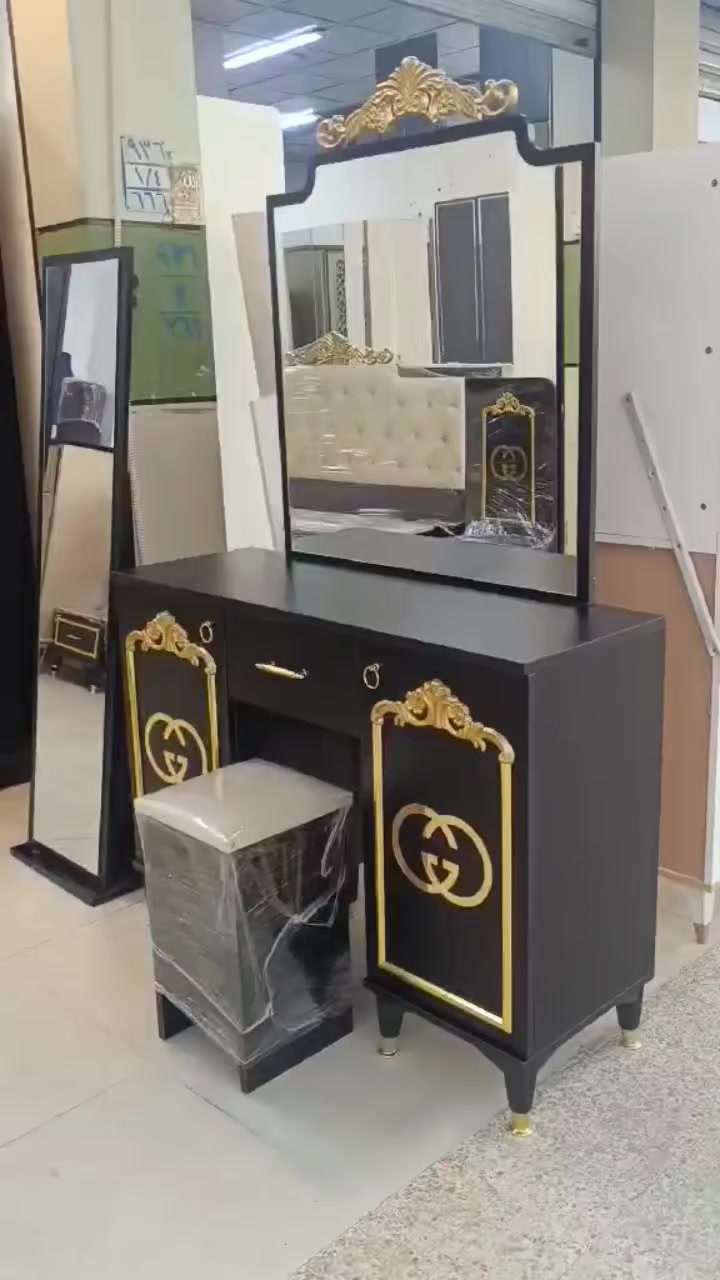 السلام عليكم .غرفة نوم تركية نفرين 8.قطع مستخدمه  يوجد.لدينا نقل ،🚛🚛وشد مجاني-العنوان.موصل .حي البكر .قرب محطة ايلاف.التواصل ☎️☎️عبر الارقام التاليه الوتساب..فقط..
***********
‏‪0775 855 3083‬‏
***********
