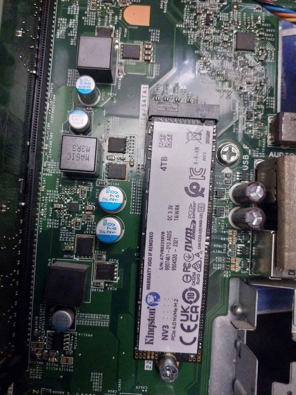 السلام عليكم اتوفرت قطعتين m.w nvme
Kingston اجه ويه تجميعه جديده أبيعها تفصيخ
ساعات تشغيل اقل الساعه صفر متوصل طاقه تقريبا 4 مرات
NVMe™ PCIe Gen 4.0 x4
4TB
7000-7500

و قطعه ثانيه Samsung
باسعار مناسبه جدا جدا
(فحوصاتهن موجوده وإذا عندك برنامج افحصلك بي على اختيارك ماكو مشكله)


**إذا كنت صاحب هذا الإعلان وتريد حذفه لأي سبب، رجاءا أرسل رسالة إلى الدعم الفني**