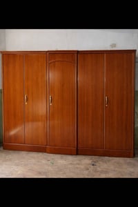 للبيع • بي مجال • غرفه اخشاب