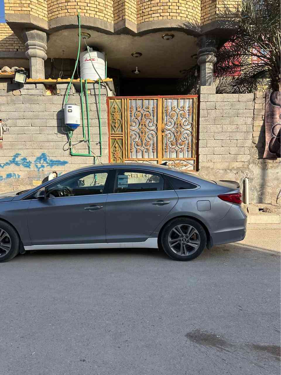 سيارة سوناتا 2015 , وارد كوري بأسمي للـ 2029 تنتهي سنويتها 

ما مكفوله مَــنْ الصبغ 

بيها ضربه جاملغ امامي ايسر 

محرك 2000 

فول مواصفات ، عدا الفتحه بالسقف 

البصرة / القرنه 

السعر 100 قفل 

*********** القرنة, البصرة
