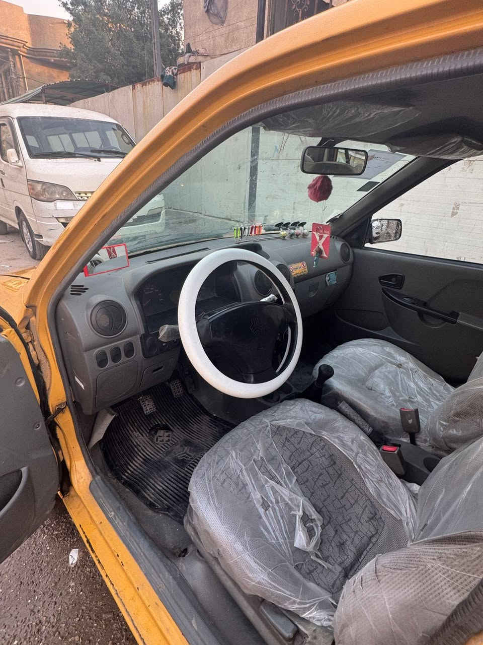 سلام عليكم سايبه للبيع مديل15 سياره جاهزه سياره تبديل جاملغ ايمن وبنيد سياره بسمي تحويل ثاني يوم تخم تاير جديد سعر35وبيهه مجال مكان مدينه الصدر ***********
