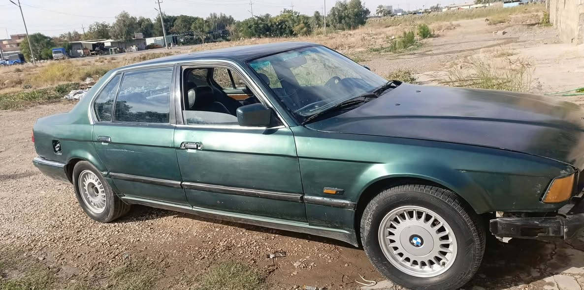 بي ام دبليو 735 موديل91 مال تعمير مكان بغداد ***********
