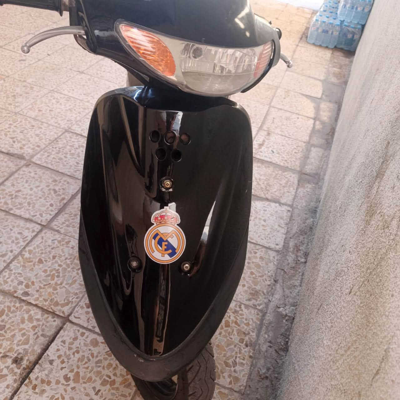 ياماها 60  نضيفه المحرك نضيف دراجه حلوه عوزها بس سلف
210 بيها مجال 

رقم راعيها ***********
