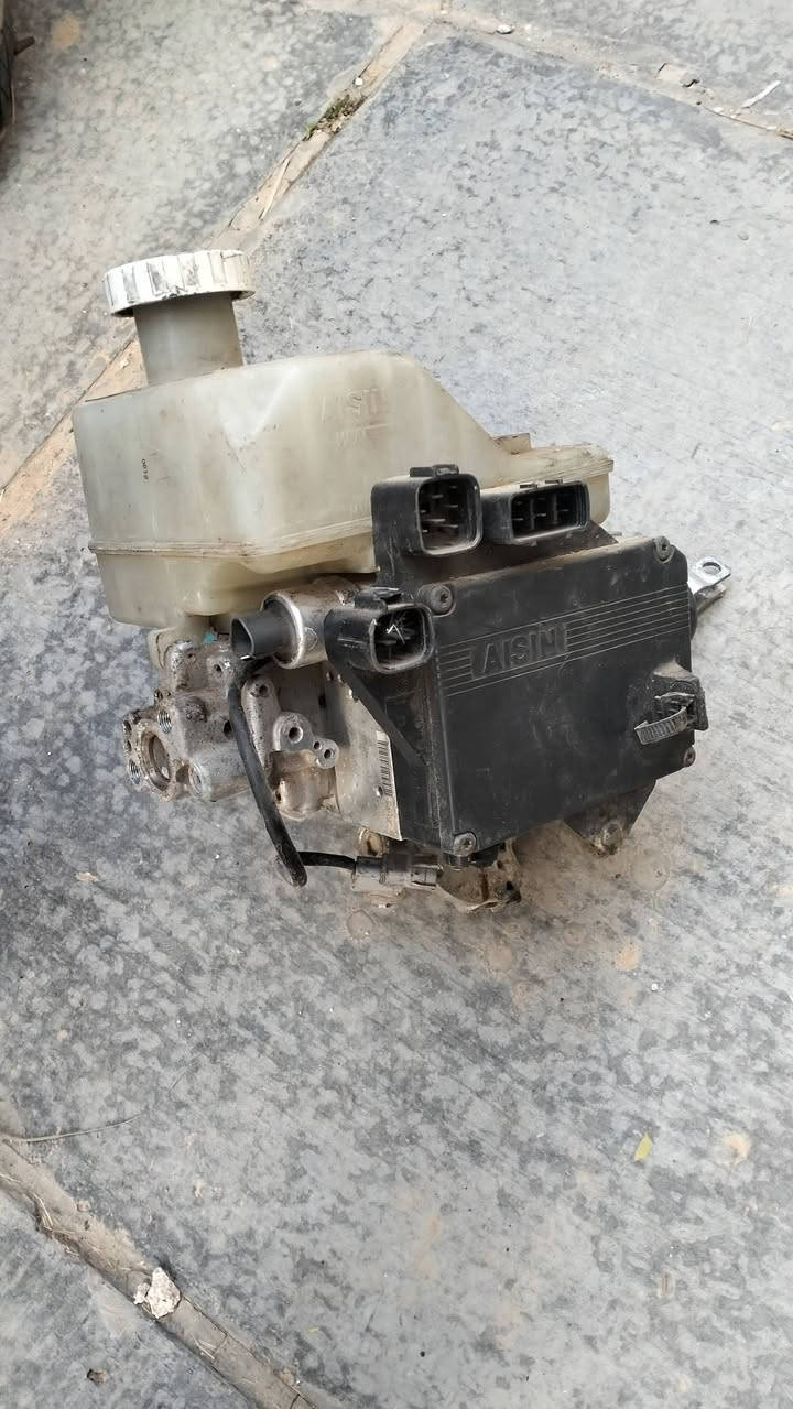 اي بي اس باجيرو 2010 نقص ماطور فقط قيم واخذ الاتصال ***********
