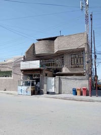 بيت للبيع 🏠 المساحه 162 متر  طابقين  الواجهه 9 والنزال 18 يحتوي البيت ...