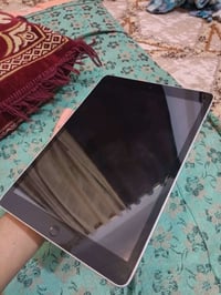 آيباد جيل ٧ • ٣٢ • مبدل حساس لمس