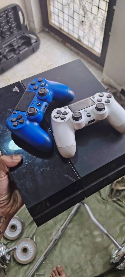 سلام عليكم متاح بلي 4 سلم مهكر ذاكره ٥٠٠ جهاز نضيف مع جوستكات اثنين شغالات وبي الألعاب الله شاهد جهاز نضيف وشغال شرط الفحص والضمان مكاني بغداد طالبيه سعر ٢٠٠


**إذا كنت صاحب هذا الإعلان وتريد حذفه لأي سبب، رجاءا أرسل رسالة إلى الدعم الفني**