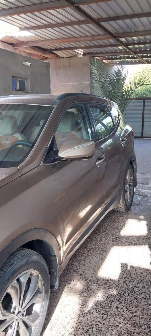 السلام عليكم اخوان اني مكلف بلنشر سنتافي 13خليجي مكينه 2400دوش رقم اربيل الماني السياره مكفوله بس بيها بارد بلجاملغ الخلفي شي قليل مكان السياره سويج 7راكب تبريد 3قطع رقم صاحبها *********** السعر 135$
