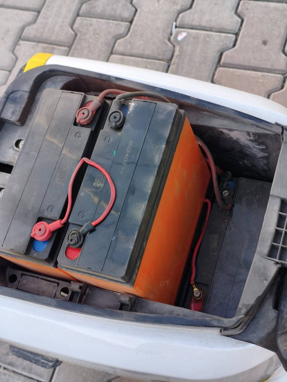 ماطور شحن R11للبيع نضافه فول بطاريات عدد 5 جدد اي عيب مابي كهربائات كله شغاله سعر375 وبي مجال بسيط عنواني كركوك دروازه


**إذا كنت صاحب هذا الإعلان وتريد حذفه لأي سبب، رجاءا أرسل رسالة إلى الدعم الفني**