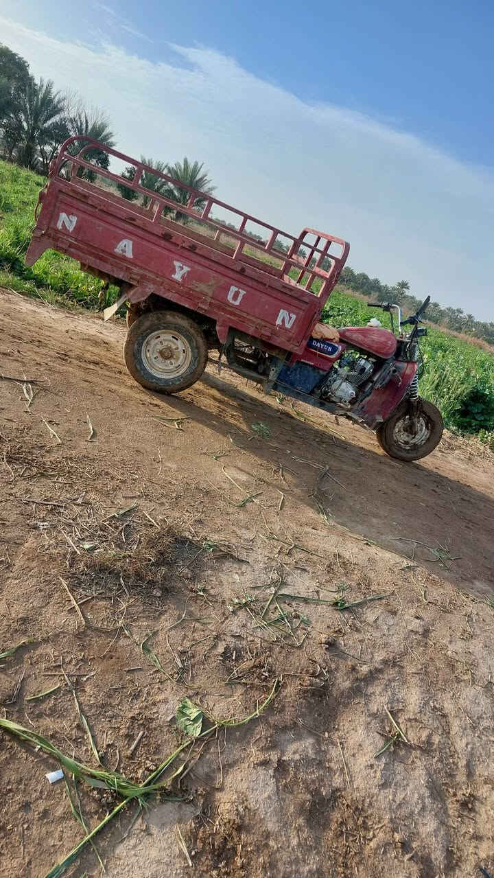 السلام عليكم ستوته للبيع 2016 ومحركه ٢٣ ستوته نضيفه مكفوله اوراق يرادله بس كهربائيات سعره خاص او إتصل ***********
