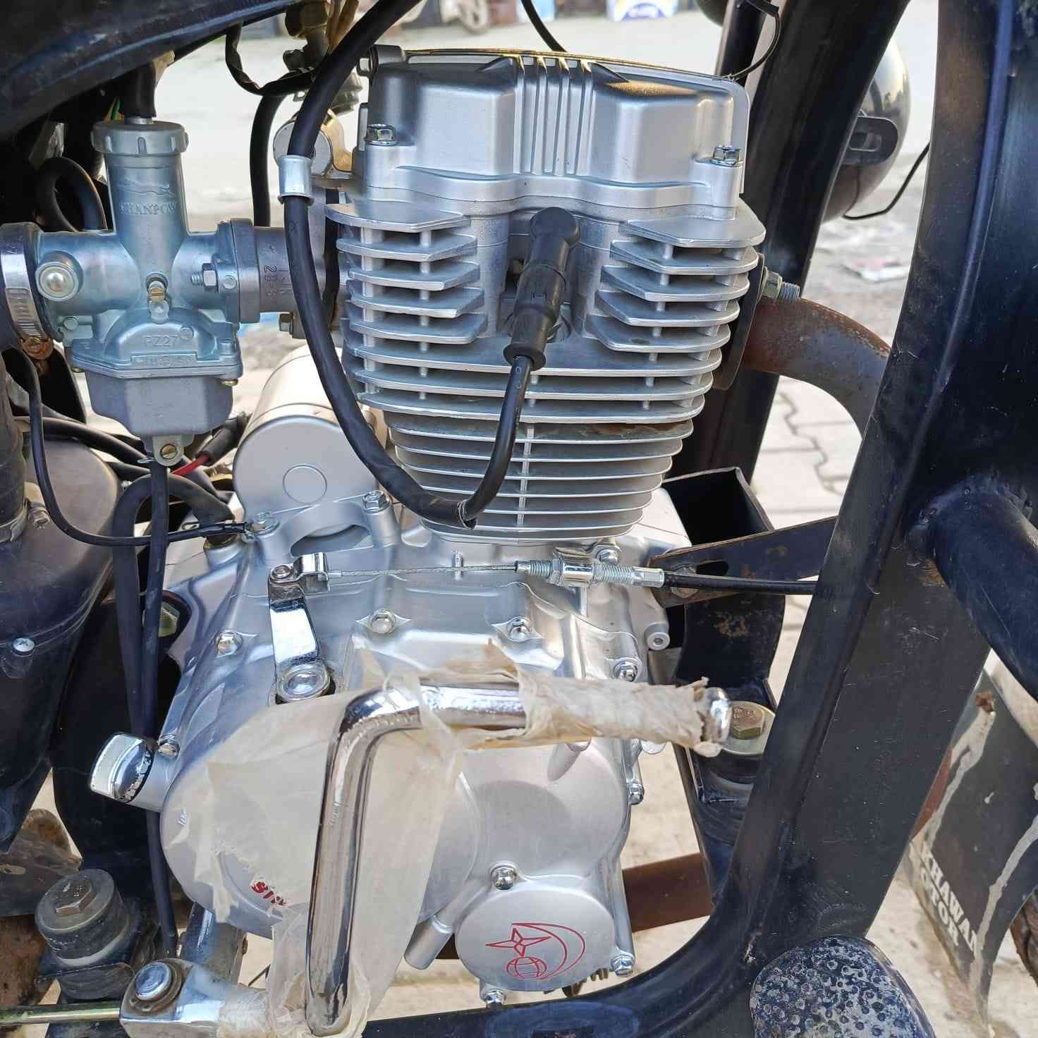 للبيع،،ستوته فحل عالي شاخوان موديل 25 جديد ماشي قليل،،اوراق كامله مكاني طوز خورماتوالشراي يتصل ***********
