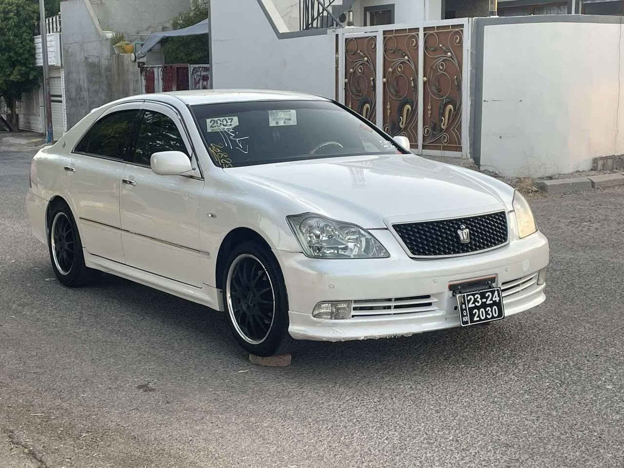 بەناوی خوا شاهینە 2007 مووس 180کێڕ گەورەی مەکینە بجوک بێ دوکەڵ بێ بۆیاخ بەز شوێن مووسی بۆیاخە بێ دەعمو لێدراوی چوار تایەی تازەیە ڕۆنم تازە کۆڕیوە چوار دەبڵی ڕۆیاڵ لەسەرێتی مشتی سوکانی لێگزس سەقڤی وەکو شوشە وایە نە جاڵ نە شوختی نیە تەبریت گەرمو سارد وەدوای مەسەرەڤا مەکەڕێ سعری 64 مەعەلە باوەنور /کەلار ***********
