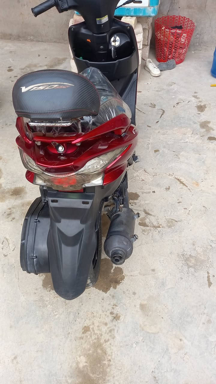 سلام عليكم  سكنس صيني البيع دراجه كامل وحلوه اي نقص مابيه نكر سلف بس شوي بلكفر الكلام كسر ملحوم السعر 350 وبيه مجال ***********رقم واتساب
