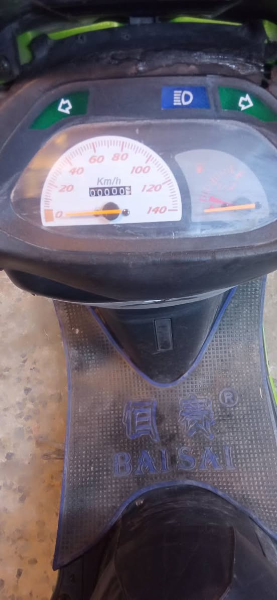 السلام عليكم دراجه للبيع جاهزه مابيها نقص مكاني بابل مركز المدينه سعر 300 وبيها مجال ***********
