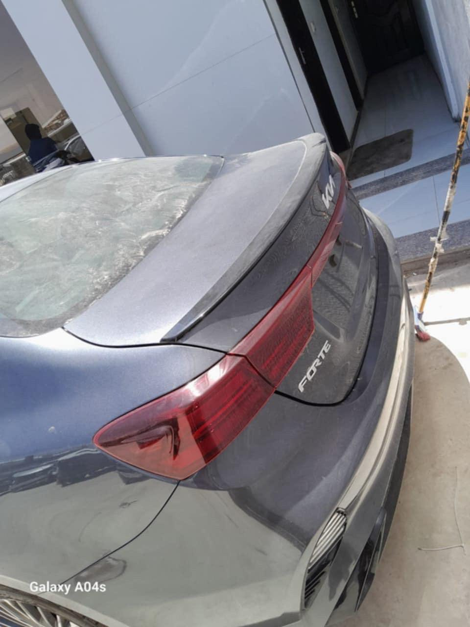 فورتي
٢٣ 

ضربته بسيطه كلش 

تترقم بغداد أو بابل بكيفالمشتري السياره جديده وحادثه كلش خفيف صور الحادث بمنشور السعر 160 وبيه مجال ***********
