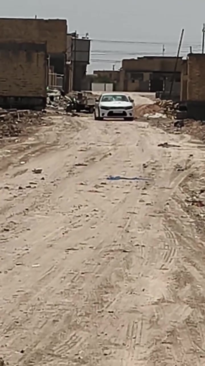سلام عليكم بيت مكون من غرفتين وصاله وستقبال ومطبخ
استفسار ***********

