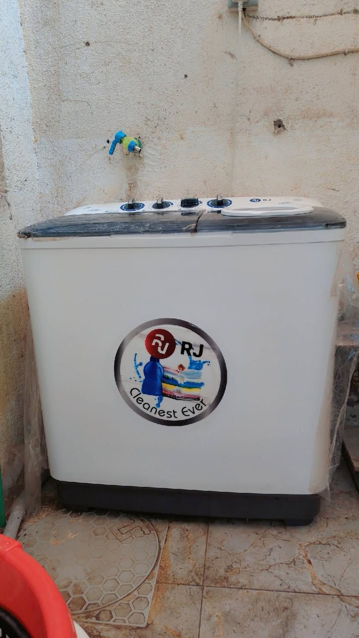 كناتير الواحد ب ١٨٠ ميز طعام ٢٠٠غساله ١٠٠


**إذا كنت صاحب هذا الإعلان وتريد حذفه لأي سبب، رجاءا أرسل رسالة إلى الدعم الفني**