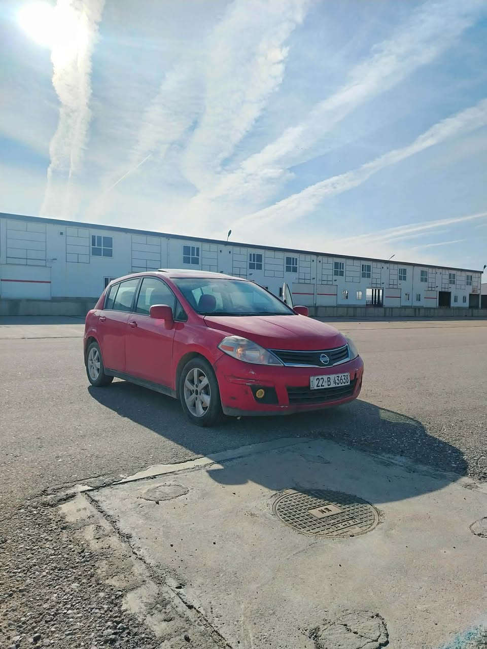 نیسان ڤیرسا مۆدیل2012مەکینە گەورە  سلایت کامیرە حەساس فول گیرو مەکینە تەبریت بەشەرت دینارەکی مەسرەف تیدا نیە  رەقەم سەنەوی نوییە بەناوی خۆمە ٣ پارچە سبوغە ٢ وەرەقە غرامەی لەسەرە بۆت دەگەرینمەوە  نرخی92  وەرەقە *********** أربيل, العراق
