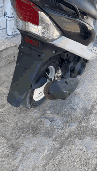 سلام عليكم دراجه ماكس منغولي له بيع مكفوله من كلشي دراجه كهربائيت كله شغاله نكرت سلف مديل 2006 مكان السماوه الوركاء رقم *********** متواجد ع خاص
