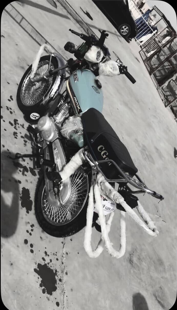 سلام عليكم شباب
هاي درجه تايكر ٢٣كفاله عامه 

سعرها ٥٥٠بيه مجال 

هاذ رقمي ***********

ومتوجد خاص هم
