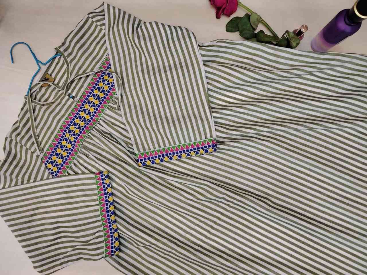 ‎رمضان له هيبة…
لصنعه بوتيك بصمة لا تُشبه سواها 🤍✨

‎قطعة تجمع بين الرقي والهوية،
‎تصميم  أنيق بتطريز تراثي غني،
‎تفاصيل تحكي قصة،
‎وطلة رمضانية تليق بذوقك الرفيع 🌙🕯️

‎مناسبة للإفطار، السهرات الرمضانية،
ولكل امرأة تحب التميز بهدوء وفخامة. كولكشن رمضان – صنعه بوتيك
‎🔸 كميات محدودة
‎🔸 للحجز والاستفسار عبر الرسائل
🔸 متوفر بيع مباشر
صنعه بوتيك…
‎أناقة تُرتدى، وهوية تُحس ..


**إذا كنت صاحب هذا الإعلان وتريد حذفه لأي سبب، رجاءا أرسل رسالة إلى الدعم الفني**