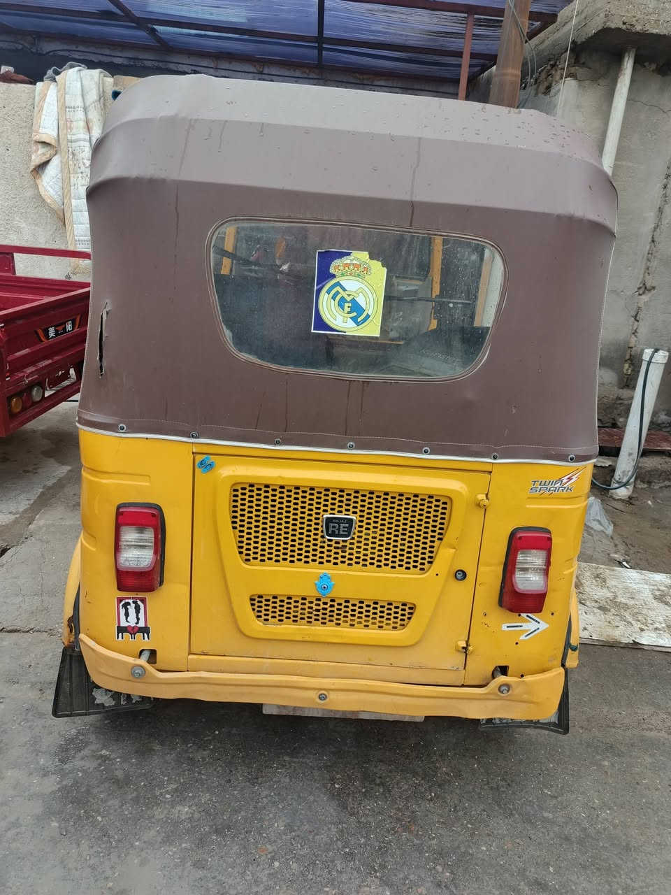 تكتك 2021 رقم كربلاء للبيع بيها ضربه بالصفحه اليسره
فقط مكاني بغداد مدينه الصدر رقمي *********** ممتواجد عالفيس
