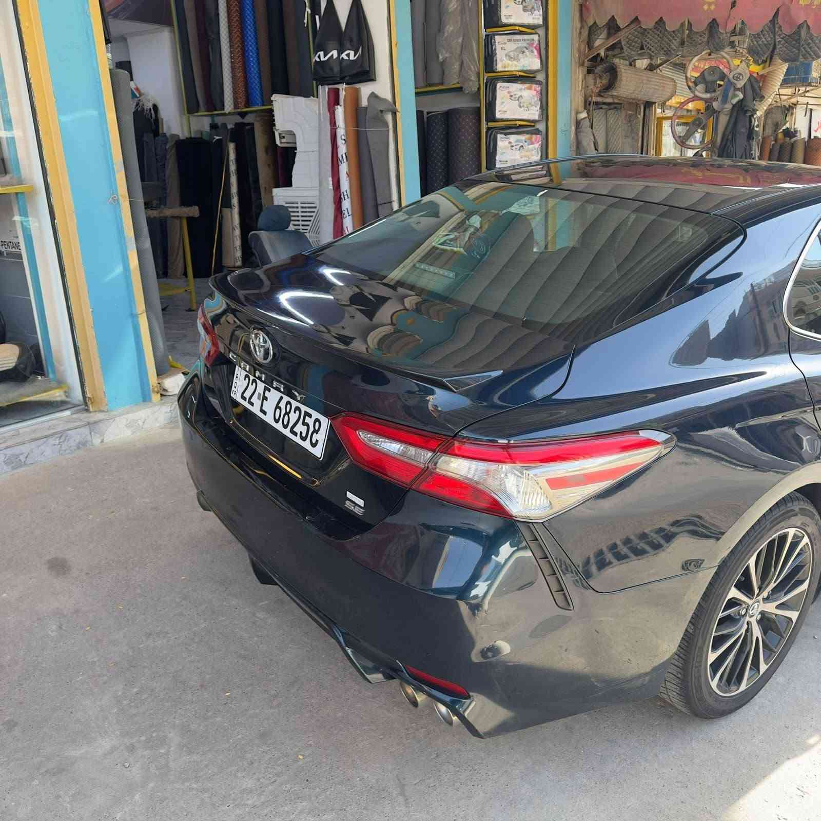 CAMRY 2018
سلام عليكم كامري للبيع
موديل 2018 لون زيتوني 
سيارة كليين يعني لا ظربة لا صبغ ولا اي شي 
مكفولة كفاله عامه من ظربة وشاصي وايرباك بيها طخه حيل بسيطه بالجاملخ كدام وموظحه بالمنشور فقط غيرها كلشي ماكو
فئة se
مواصفاتها معروفه 
تحكمات ستيرن
انظمة قيادة 
رادار 
والباقي معروف
رقم اربيل بسمي هزة + سنوية جديده 
تريد تحويل تريد وكالة الي يعجبك 
سيارة عليها ادامة كامله من دعاميه للدعاميه فضل من الله برغي نقص مابيها 
وطبعا شرط الفحص والسونار 
سعرها 175 وبيها مجال 
مكاني موصل
***********
