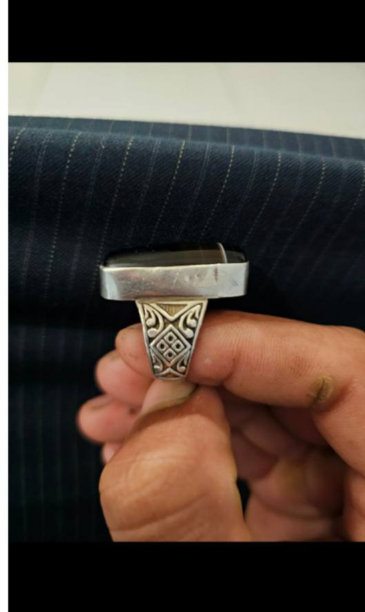 للبيع محبس فضه حجر جزع افريقي قديم مشكول سعر 40(مراوس عادي) 
عنوان سوق الشيوخ


**إذا كنت صاحب هذا الإعلان وتريد حذفه لأي سبب، رجاءا أرسل رسالة إلى الدعم الفني**