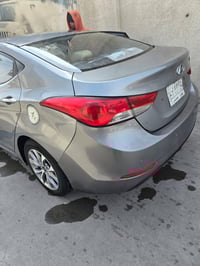 النترا ٢٠١٢ • بصرة • مصبوغة