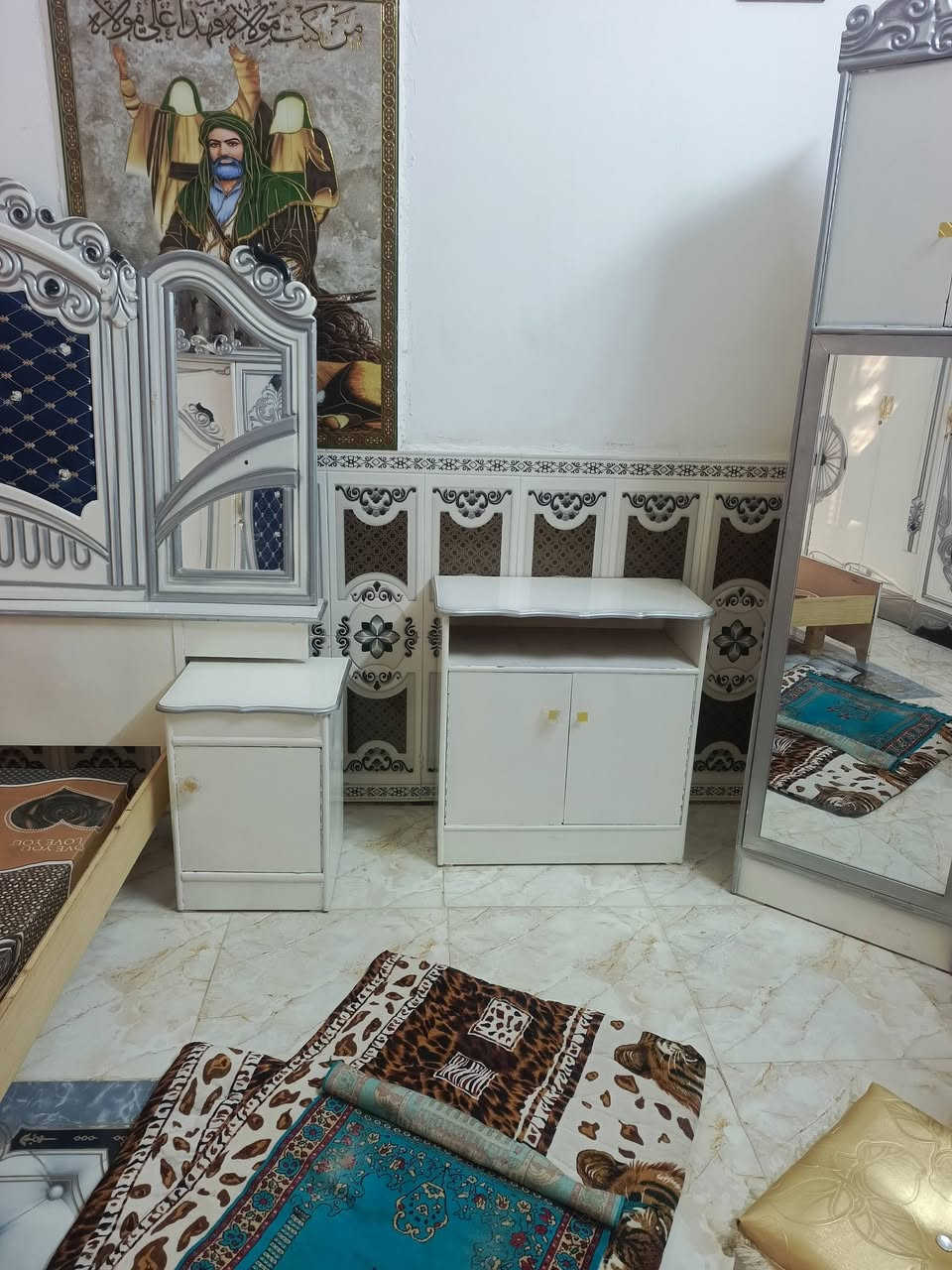 السلام عليكم غرفة نوم للبيع لاستفسار
‏‪***********‬‏
