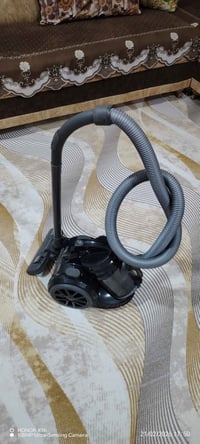 مكنسة كهربائية • ١٤٨٠ واط • متعدد فلاتر