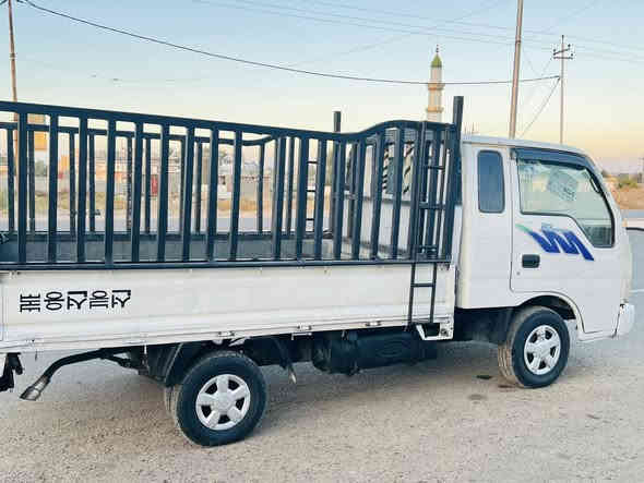 سلام عليكم كيه فونتيره موديل 99 مكفول من محرك وكير وكسل وصدر وشاصي وكهربائيات شغاله قماره بلاديه وتخم تاير سيارة كلش حلوه مال جناي سعر 55 وبيه مجال مكاني رمادي رقم الهاتف *********** يالله
