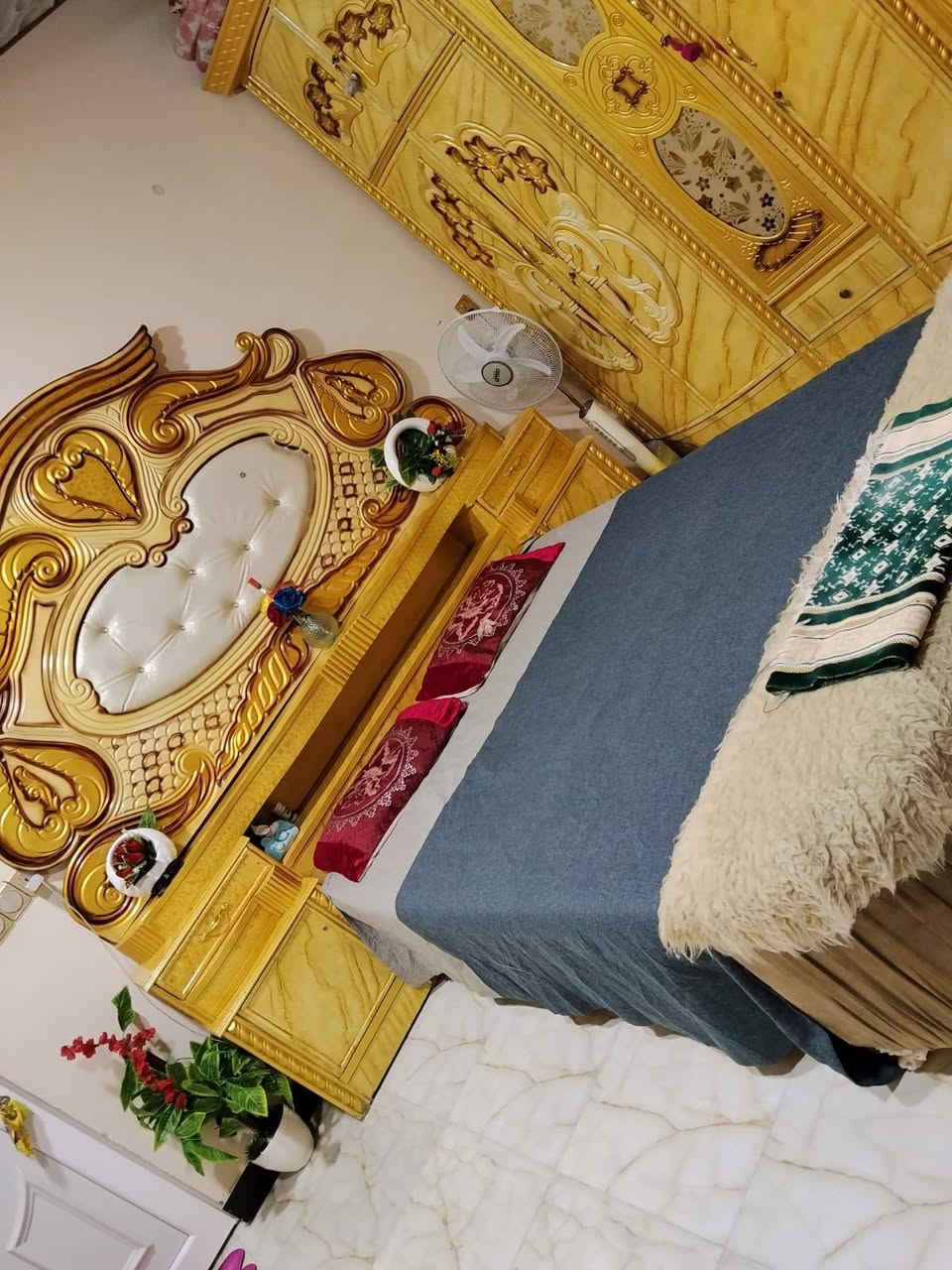 غرفة اخشاب عراقي للبيع السعر 800 وبي مجال حگ الجية 
***********
