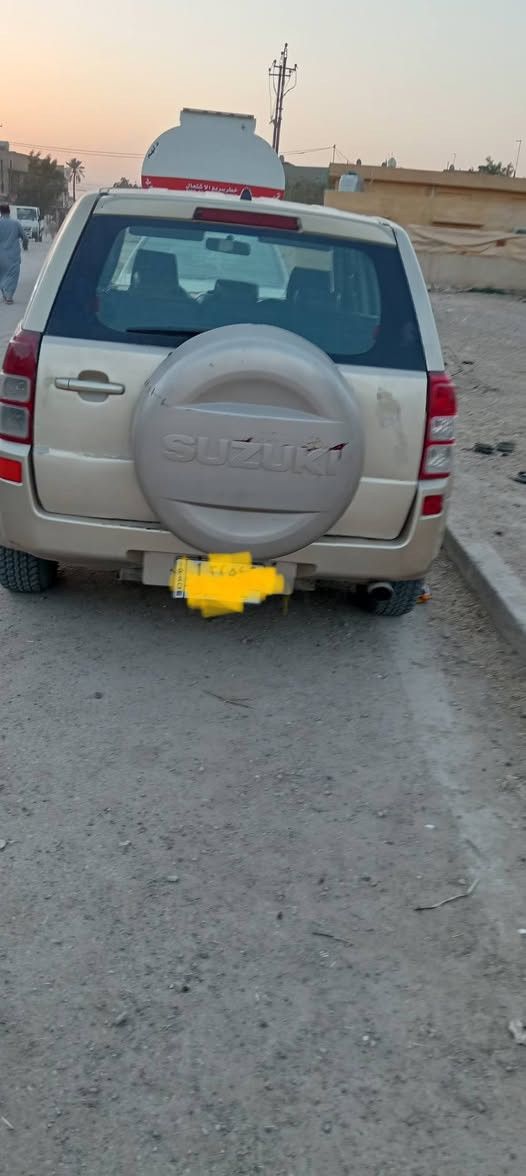 السلام عليكم سياره للبيع ساسوكي موديل 2008بسم عمي وعمي متوفي بيهه محرك ونجي السعر 25 للستفسار *********** رجائن اتصل لا تراسل
