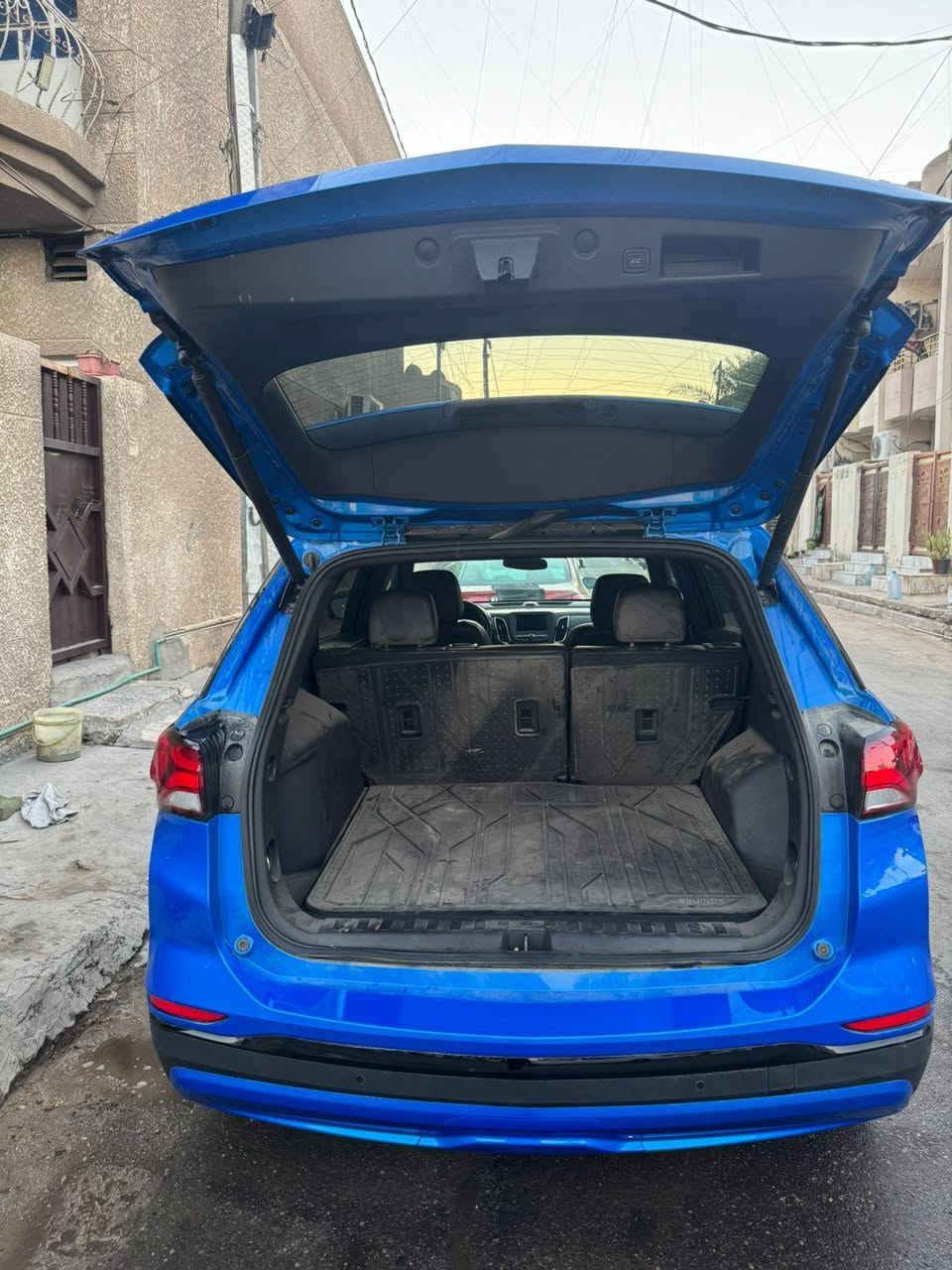 اللهم صل على محمد وآل محمد
السلام عليكم مكلف بالنشر
اكونكس موديل ٢٠٢٤ فئة RS ماشية ٦٠٠٠ بعدها بحالة الزيرو حادث حلو جاملغ صبغ وباب بارد 
فول مواصفات RS بانوراما بصمة كشن رياضي خط أحمر تحكمات تبريد قطعتين كشن كهرباء غاز الشركة
 محرك ١٦٠٠  رقم بغداد 
مكان السيارة بغداد الحرية دور نواب
السعر ١٩٠ وبيها مجال قليل للجادين
الاتصال على صاحب السيارة
***********
