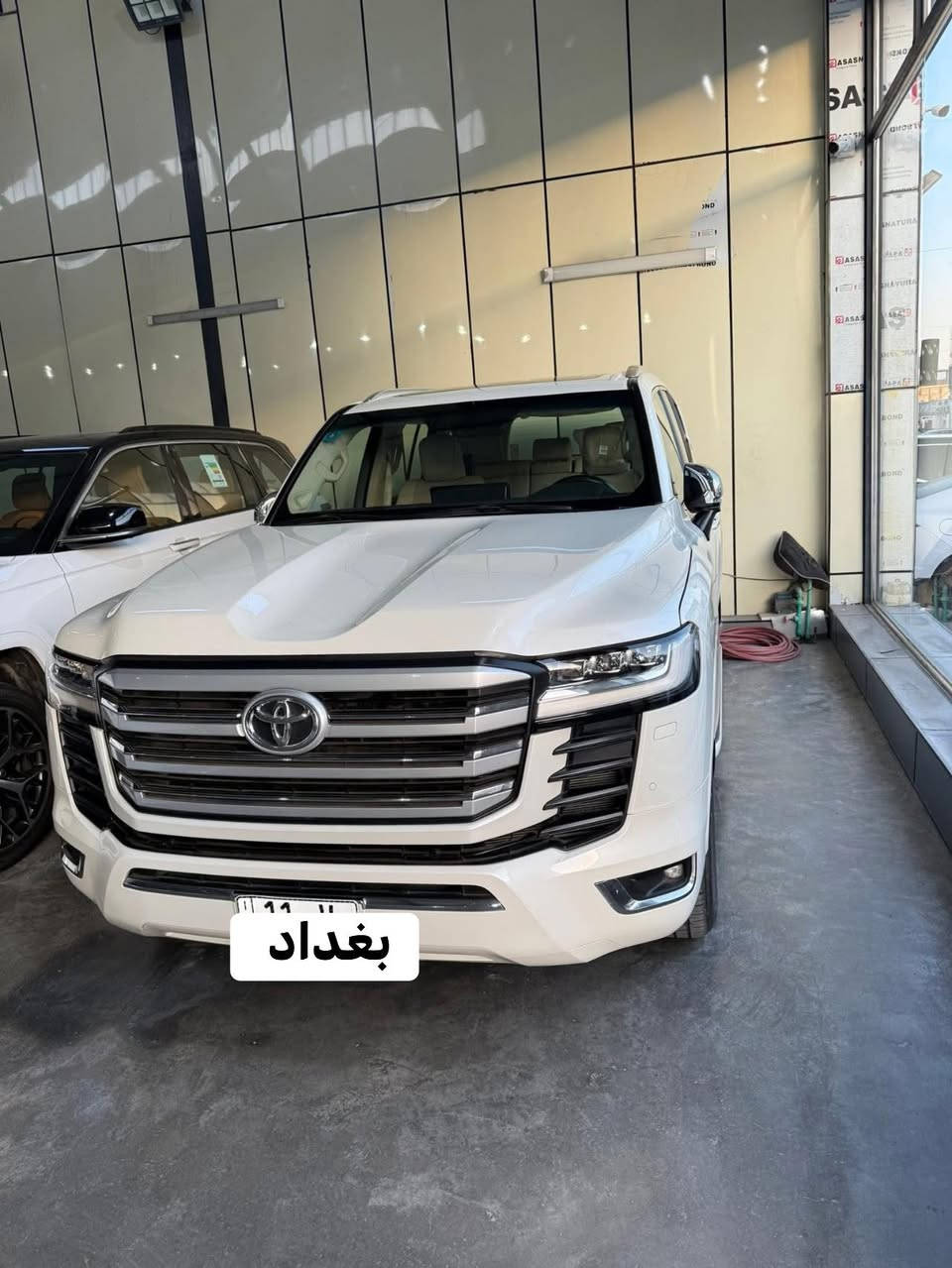 السلام عليكم 
لاندكروز فئه vx توين تيربو موديل 2022
سياره جديده ونضيفه حيل 
مكفوله كفاله عامه 
سياره ماشيه 60 الالف 
للاستفسار ***********
بسعر مناسب حيل
