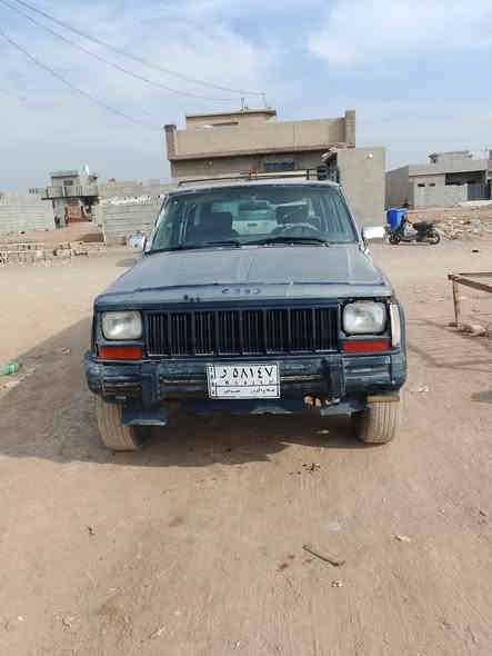 السلام عليكم جيب شيروكي 91 رقم صلاح الدين سنويه خضره وكاله عامه بسمي دفتر بانزين شرط التحويل والوكاله 
محرك وكير ونجي سعرها 18 وبيها مجال بصيط 
***********
