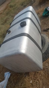 تانكي كاز البيع بلادي ٨٠٠ لتر ٠٧٧٠٩١٧٦٢٢١