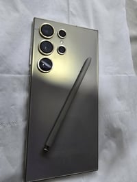 S24الترا الذاكرة 256 كارت ضمان للشاشة 07838312579