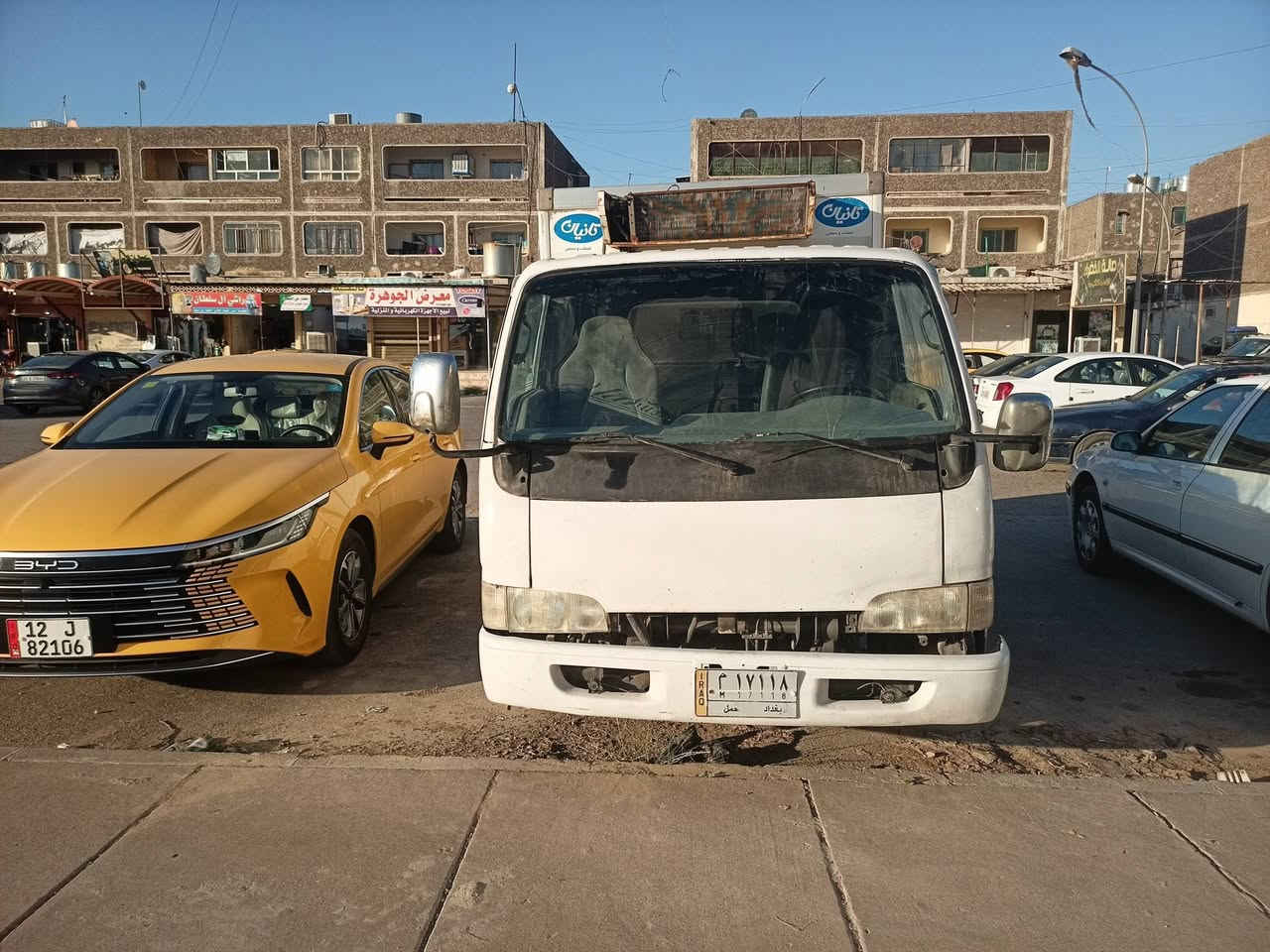 السلام عليكم 
كيا فونتيره براد 
موديل 2000
محرك3000
رقم انكليزي 
بسمي سنويه 
براد شغال كامل 
تجميد شرط 
***********
