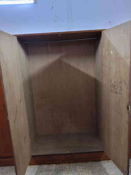 قنصور 4 ابواب السعر 150 للأتصال *********** أو *********** موصل
