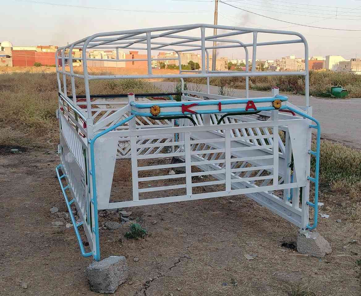 محجل مع هنكلاين كيا حمل حجم 4000 للبيع
معمل جلال حداد
مكان دهوك _ سميل 
للتفاصيل و السعر  اتصل ‏‪***********‬‏
